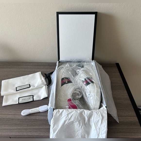 🔥GUCCI Ace Sneaker with Bee Size 39 / US 9 - Picture 6 of 17